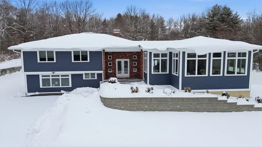 235 Kemp St, Dunstable, MA 01827 - #2