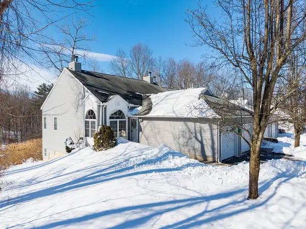 178 Brookfield Ln #178, Agawam, MA 01001