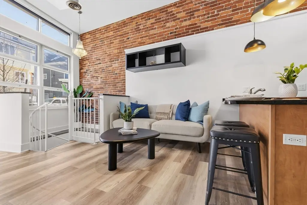 150 North St #150, Somerville, MA 02144 - #1