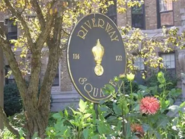 118 Riverway #12A, Boston, MA 02215 - #1