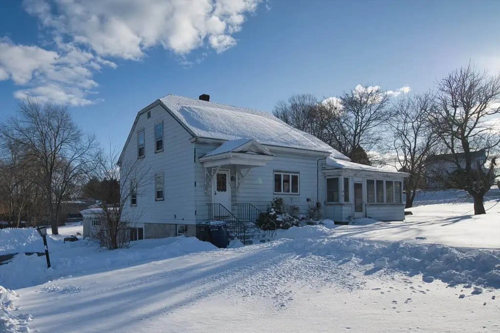 69 Arlington St, Dracut, MA 01826 - #1