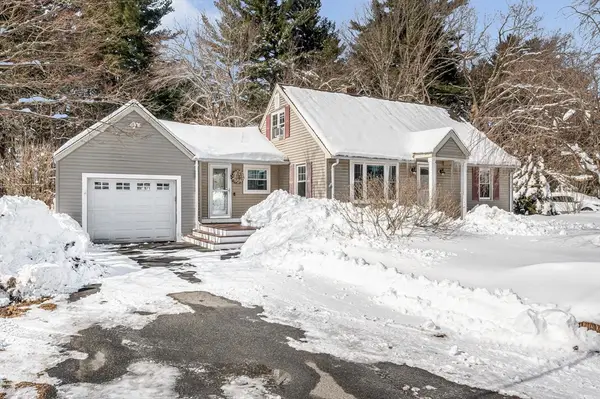 58 Campus Rd, Methuen, MA 01844