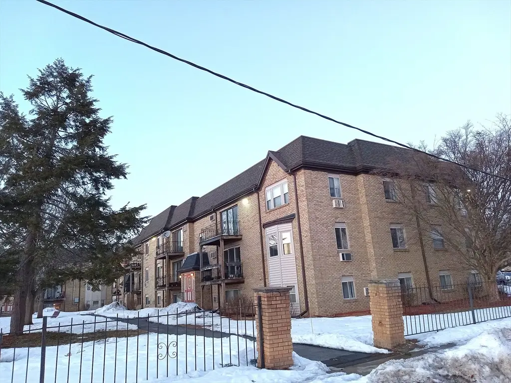 339 Pawtucket #19, Lowell, MA 01854 - #1