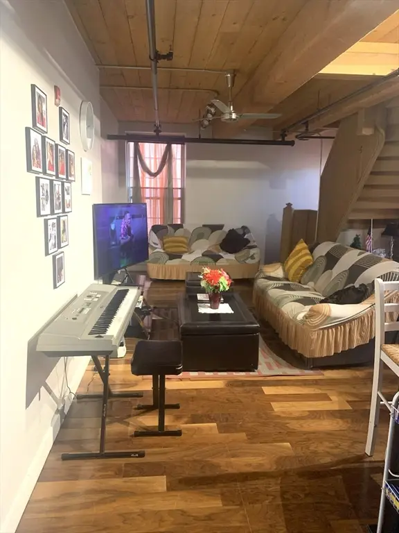 130 John St #250, Lowell, MA 01852 - #3