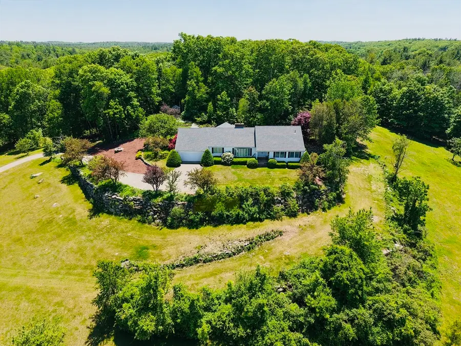 1107 Jackson Rd, Hardwick, MA 01037 - #2