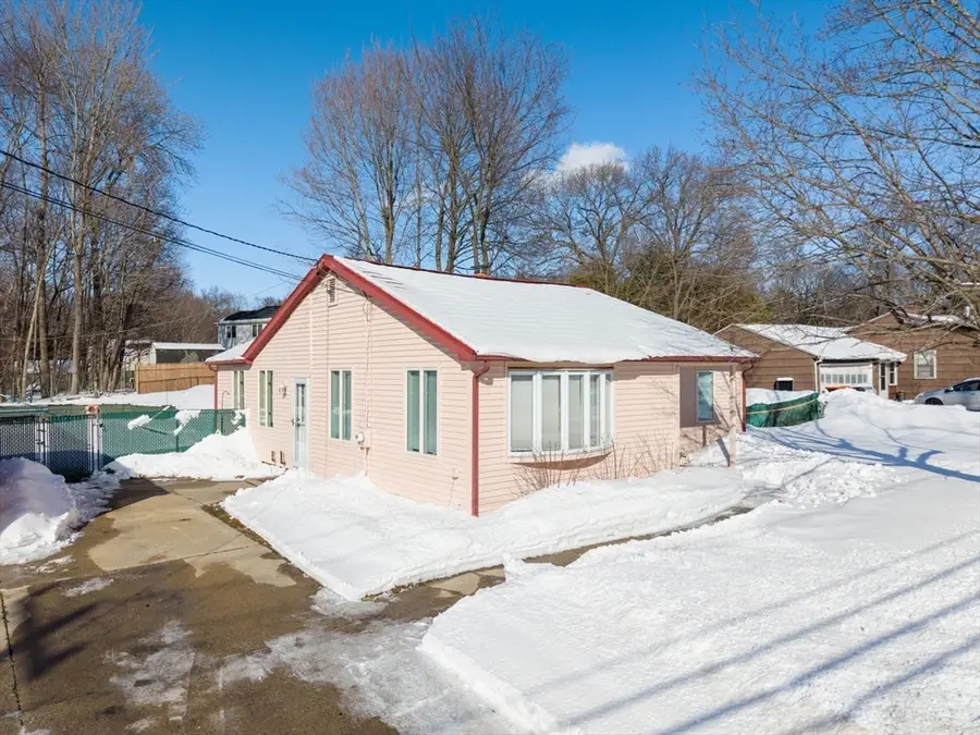 1086 North St Ext, Agawam, MA 01030 - #2