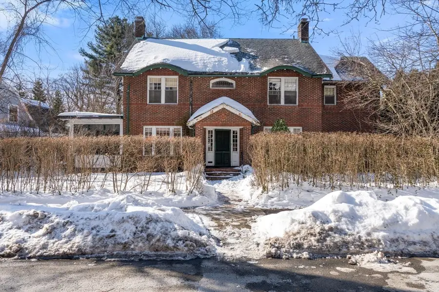 22 Windsor Rd., Brookline, MA 02445 - #3