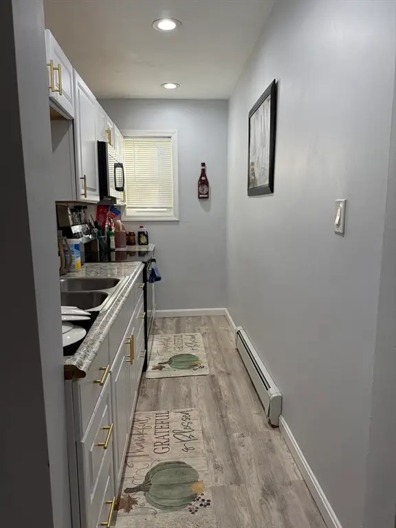 145 Eastern Ave, Worcester, MA 01605