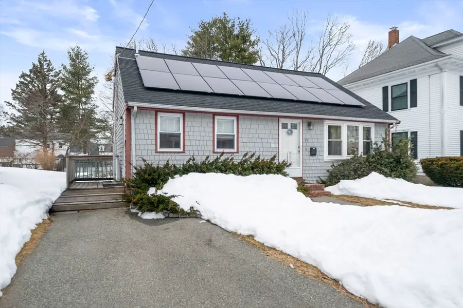 29 Hillcrest Ave, Brockton, MA 02301 - #2