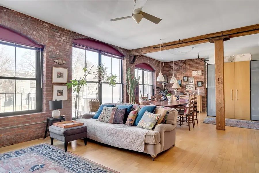 172 Green St #8, Boston, MA 02130 - #2