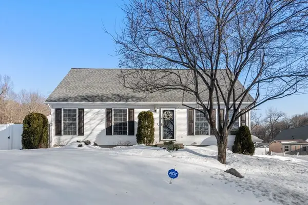 15 Cross St, Chicopee, MA 01013