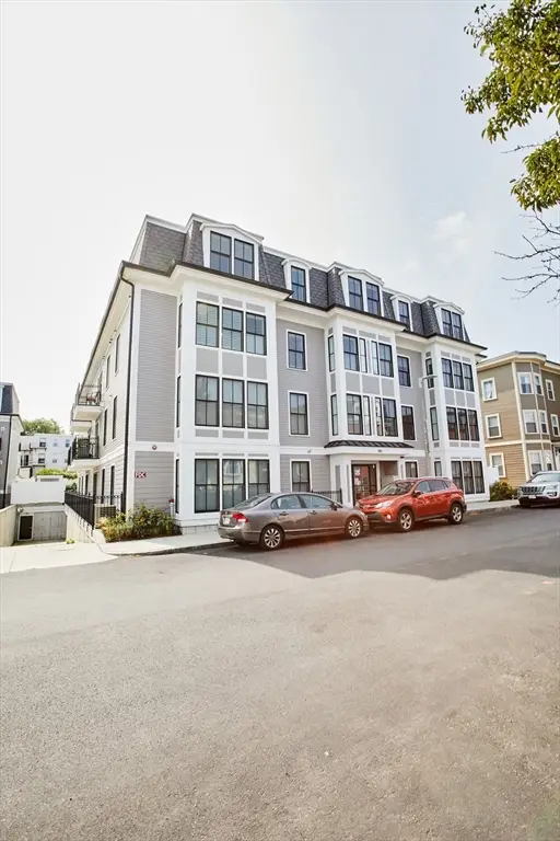 881 E 2nd St #13, Boston, MA 02127 - #1