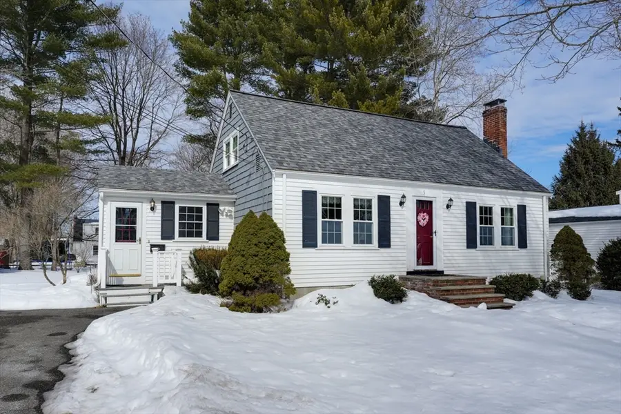 5 Castle Avenue, Medfield, MA 02052 - #2