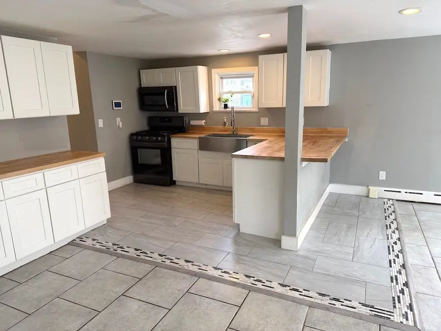 493 Rivet St, New Bedford, MA 02740 - #3