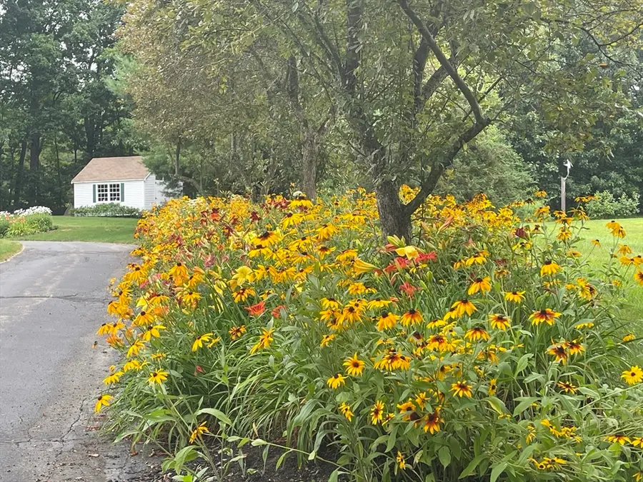 367 Mulpus Rd, Lunenburg, MA 01462 - #2