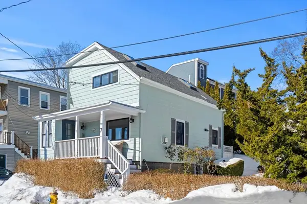 7 Cottage Street, Marblehead, MA 01945