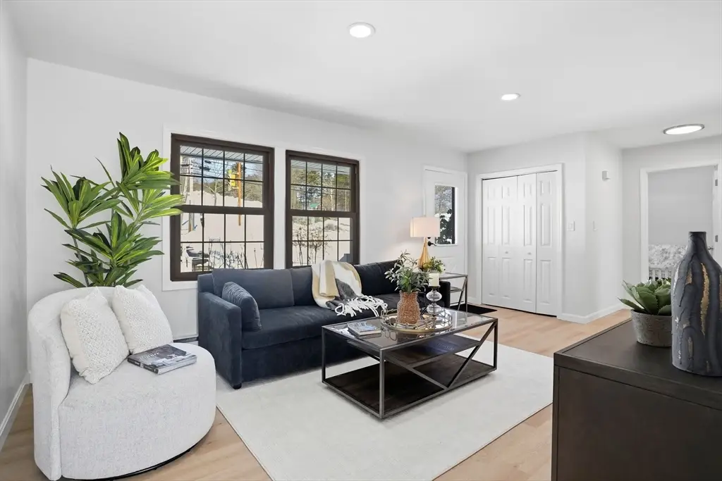 72 Main Street, Upton, MA 01568 - #1