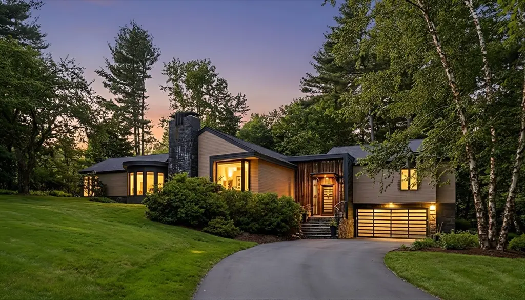 719 Wellesley St, Weston, MA 02493 - #1