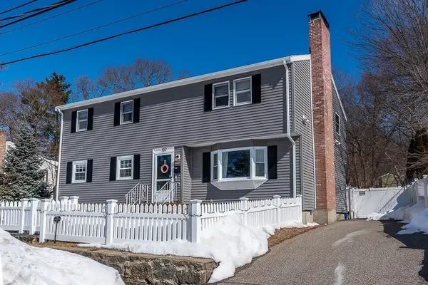 132 Whitehall St, Dedham, MA 02026