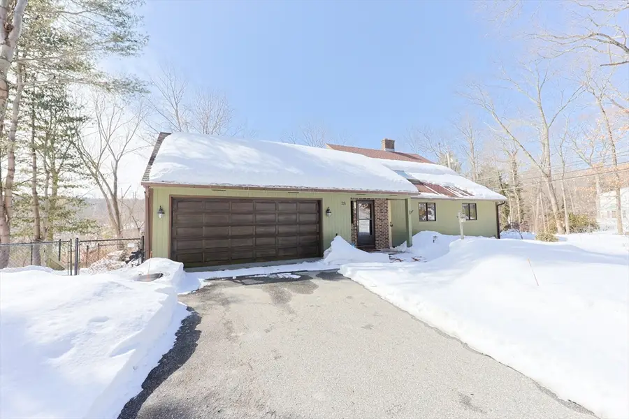 28 Gilfillan Rd, North Smithfield, RI 02896 - #3