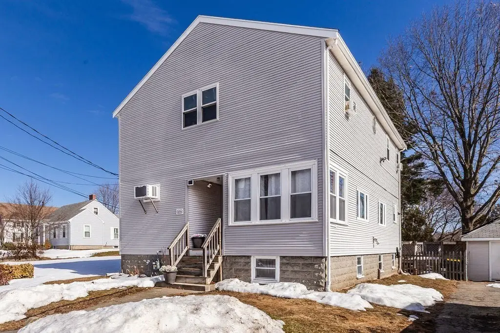 1174 Riverside Ave, Somerset, MA 02726 - #1