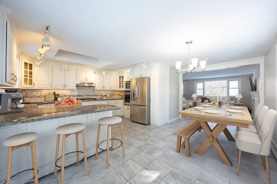 18 Northway St, Holliston, MA 01746 - #3