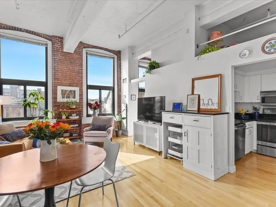 320 W 2nd St #407, Boston, MA 02127 - #2