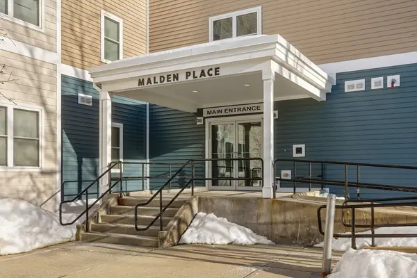 30 Franklin St #411, Malden, MA 02148
