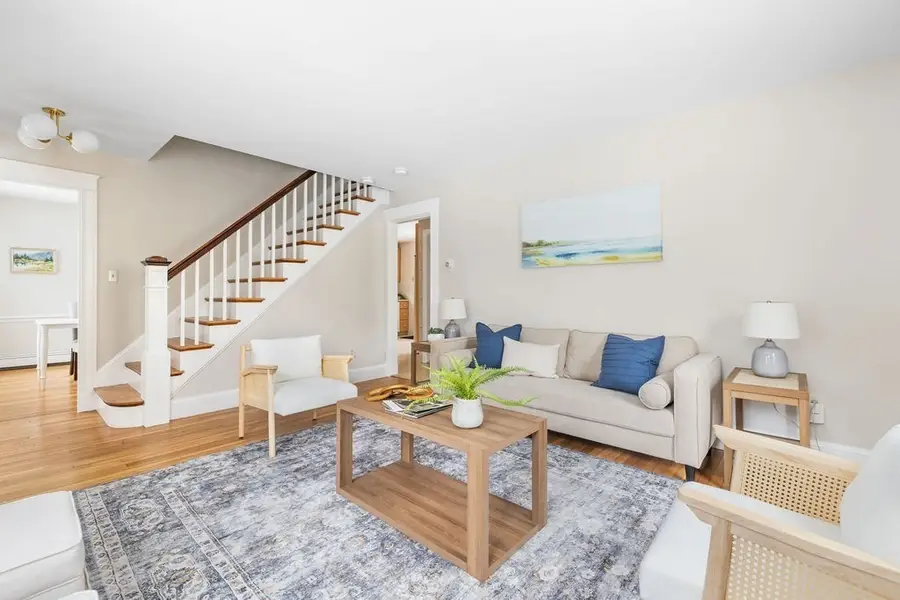 31 Birds Hill Ave, Needham, MA 02492 - #3