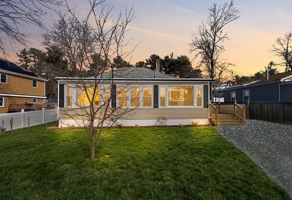 5 Bernier Ln, Bellingham, MA 02019 - #1