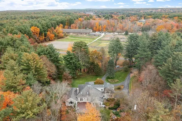 2 Duston Ln, Acton, MA 01720