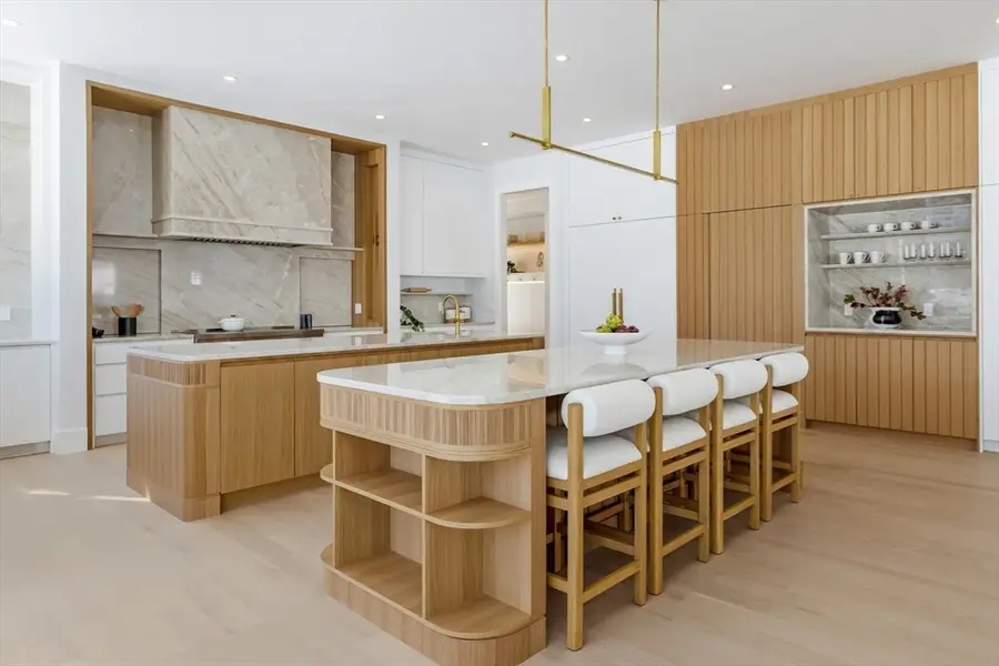 28 Dorothy Rd, Newton, MA 02459 - #3