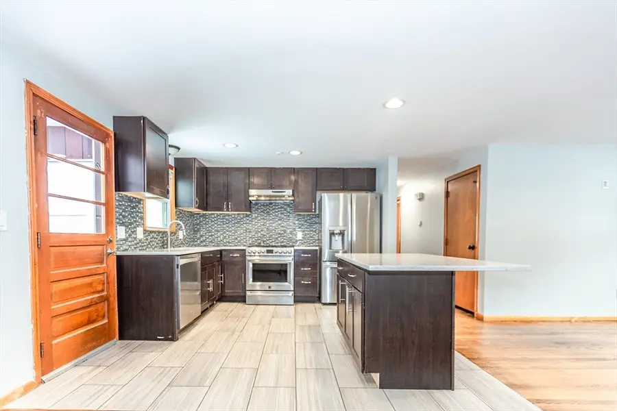 28 Mcdonnell Dr, Randolph, MA 02368 - #2