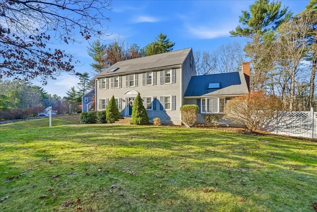 33 First Parish Ln, Hanover, MA 02339 - #1