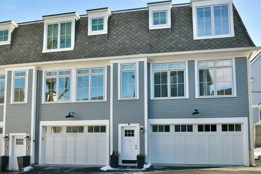 145 Stoughton St #5, Boston, MA 02125 - #3