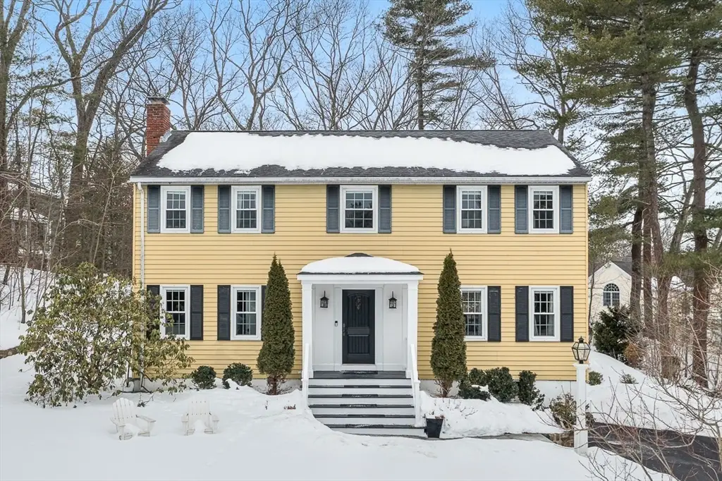 40 Pinewood Rd, Wellesley, MA 02482 - #1