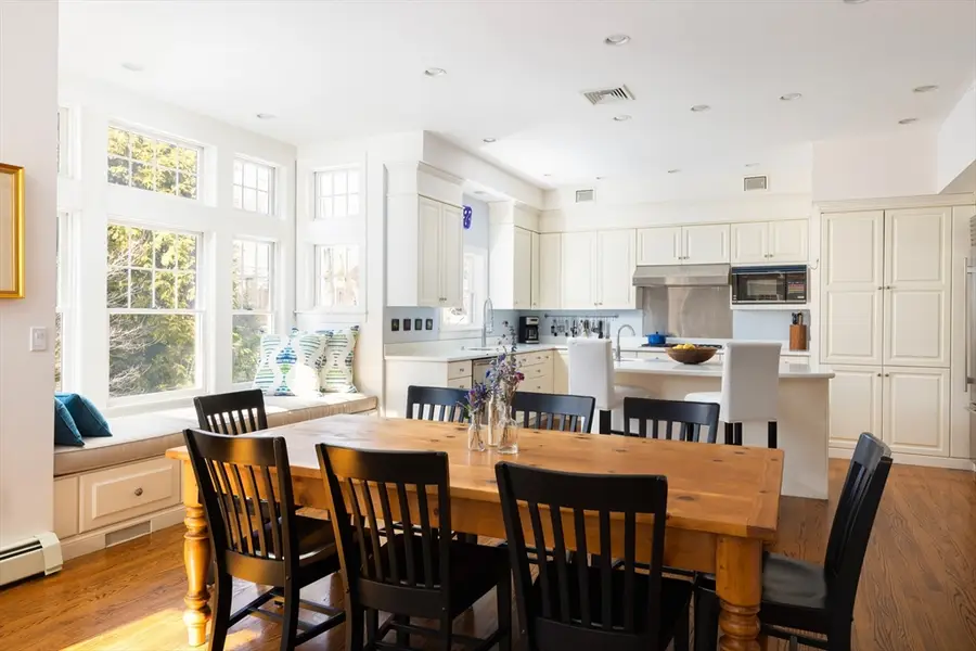 55 Woodlawn Dr, Newton, MA 02467 - #3