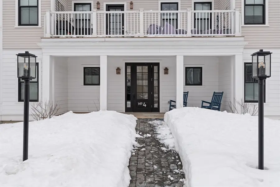 4 Anawan Ave #7, Boston, MA 02132 - #3