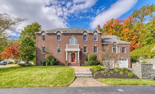 17 Marshall St, North Reading, MA 01864