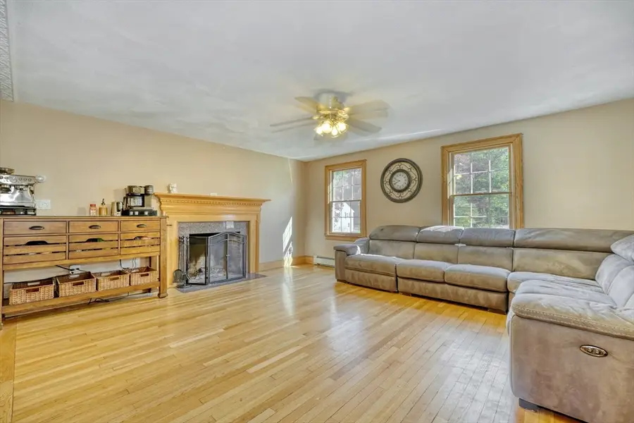 17 Marshall St, North Reading, MA 01864 - #3