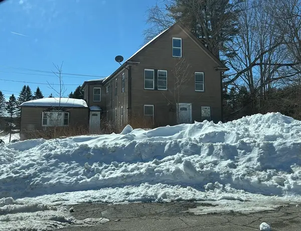 303 West Main Street, Millbury, MA 01527