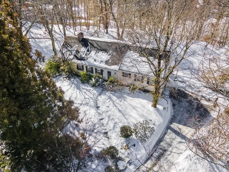 162 Hampshire Rd, Wellesley, MA 02481 - #2