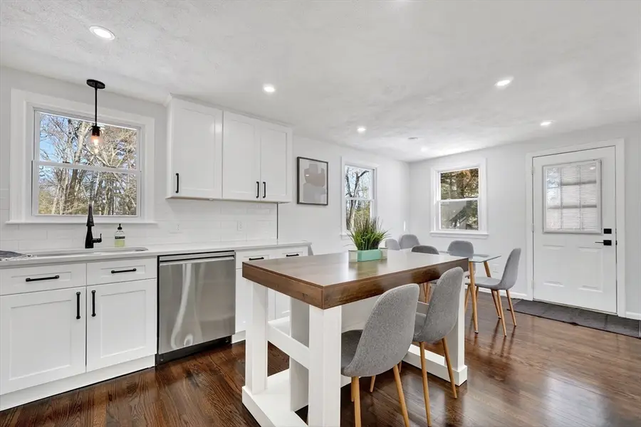 8 Sumac St., Billerica, MA 01821 - #3