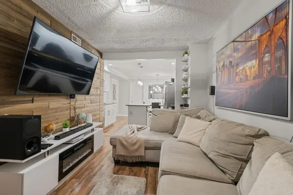 189 Charles Street, Lowell, MA 01852