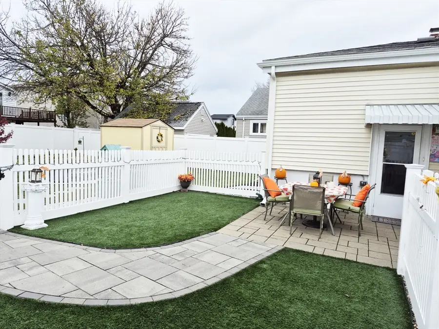 91 Pemberton St #1, Revere, MA 02151 - #3