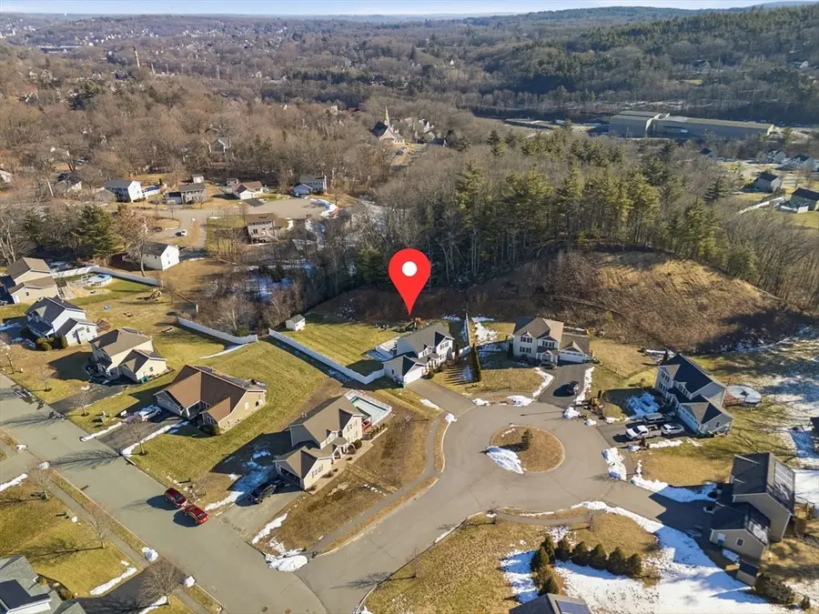 18 Downy Cir, Fitchburg, MA 01420 - #3