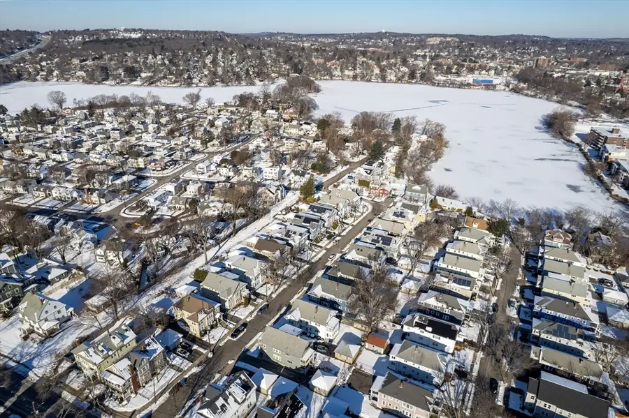 16-18 Pondview Rd, Arlington, MA 02474 - #3