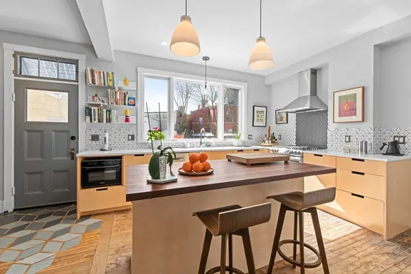 10 Sanborn Ave, Somerville, MA 02143