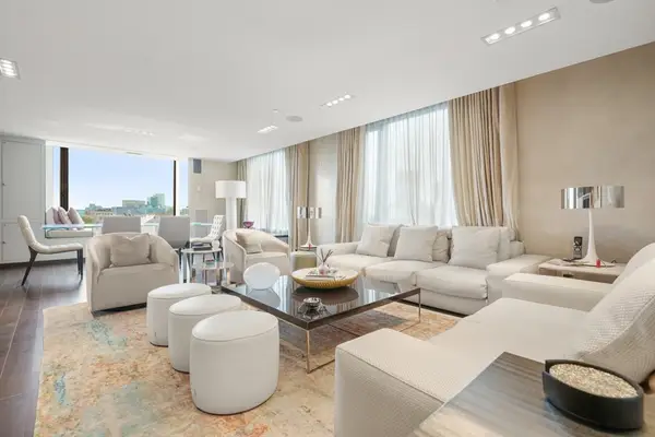 220 Boylston Street #9017, Boston, MA 02116