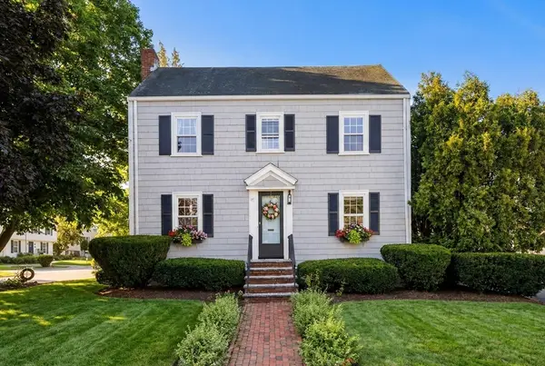 97 Pleasant St, Milton, MA 02186